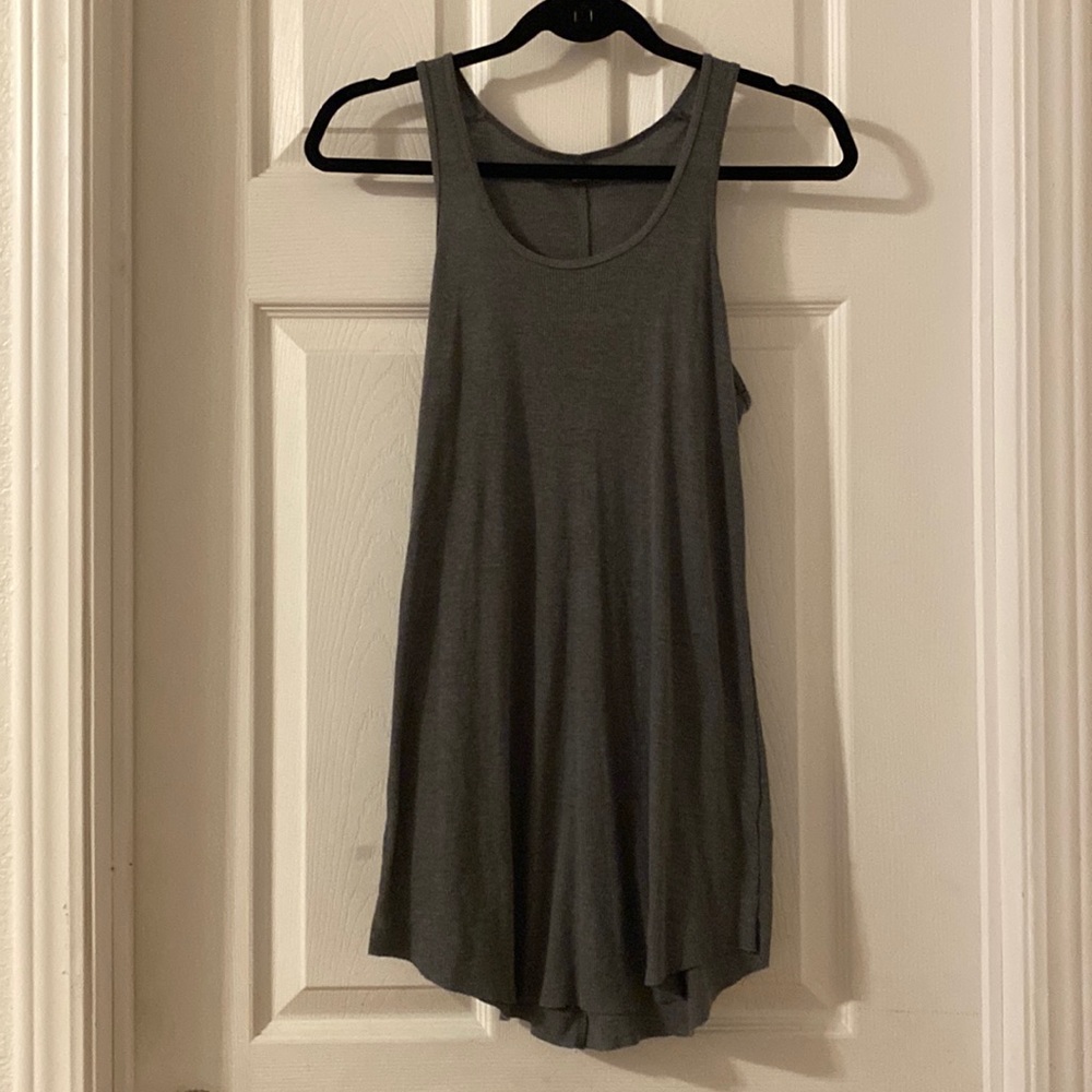 Grey tank top